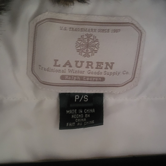 Ralph Lauren Cream Down Lined Puffer Jacket with Faux Fur Collar Size Small - Picture 6 of 9